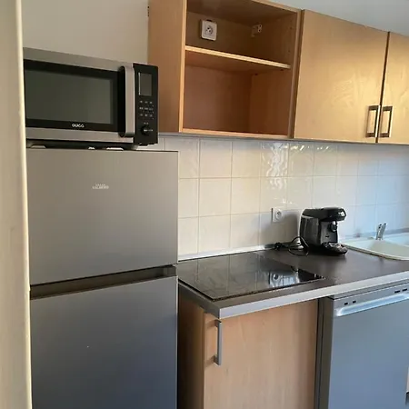 Holiday home Cozy Oasis: Quiet 2-room With Terrace And Free Parking Toulouse