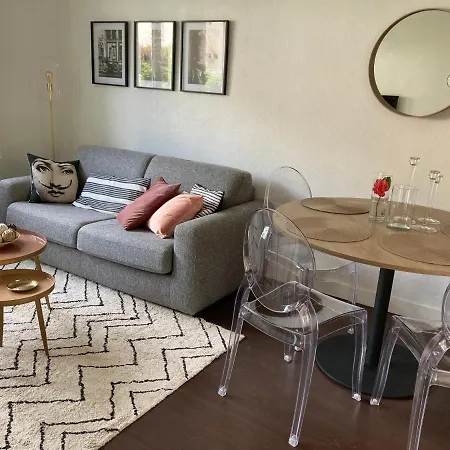 Holiday home Cozy Oasis: Quiet 2-room With Terrace And Free Parking Toulouse